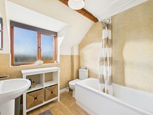 En-Suite- click for photo gallery